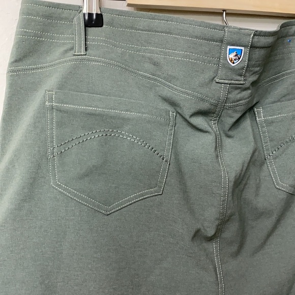 Kuhl green cargo skort size 12 - Picture 9 of 15